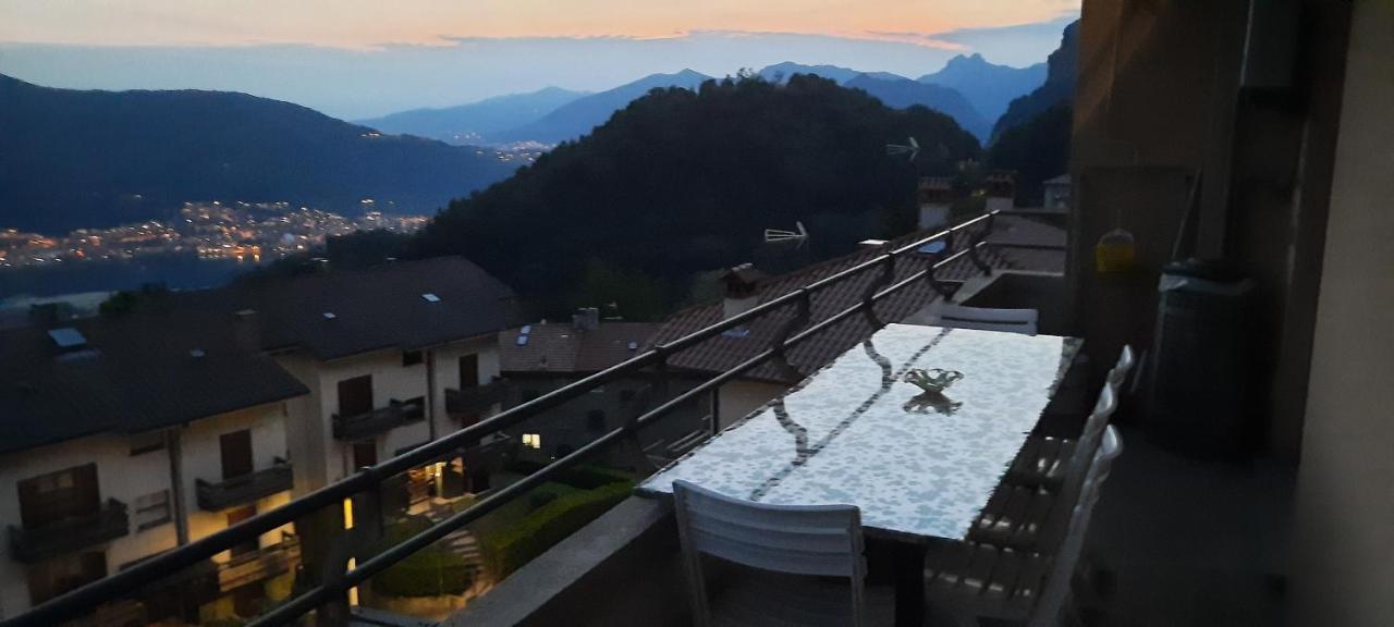 La Terrazza Casa Vacanza Carenno Ngoại thất bức ảnh