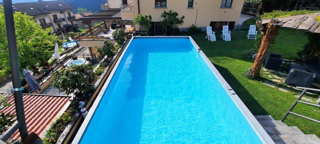 La Terrazza Casa Vacanza Carenno Ngoại thất bức ảnh