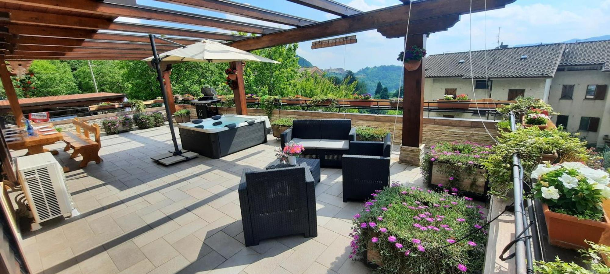 La Terrazza Casa Vacanza Carenno Ngoại thất bức ảnh